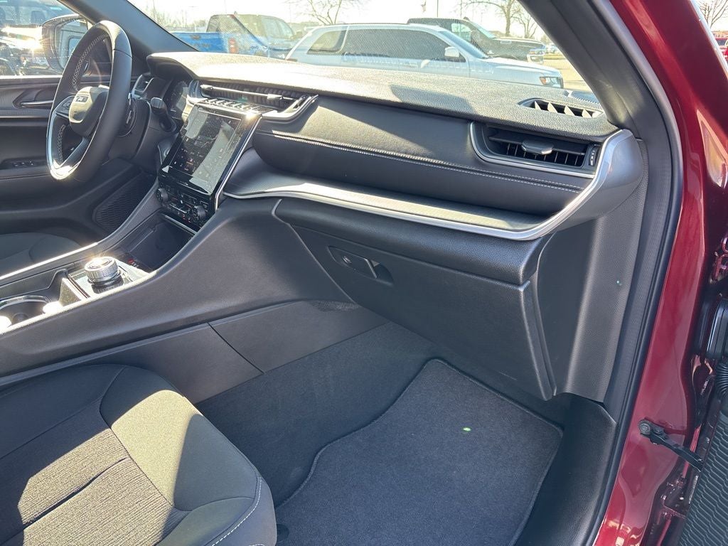 2026 Jeep Grand Cherokee L Laredo