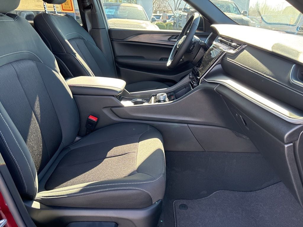 2026 Jeep Grand Cherokee L Laredo