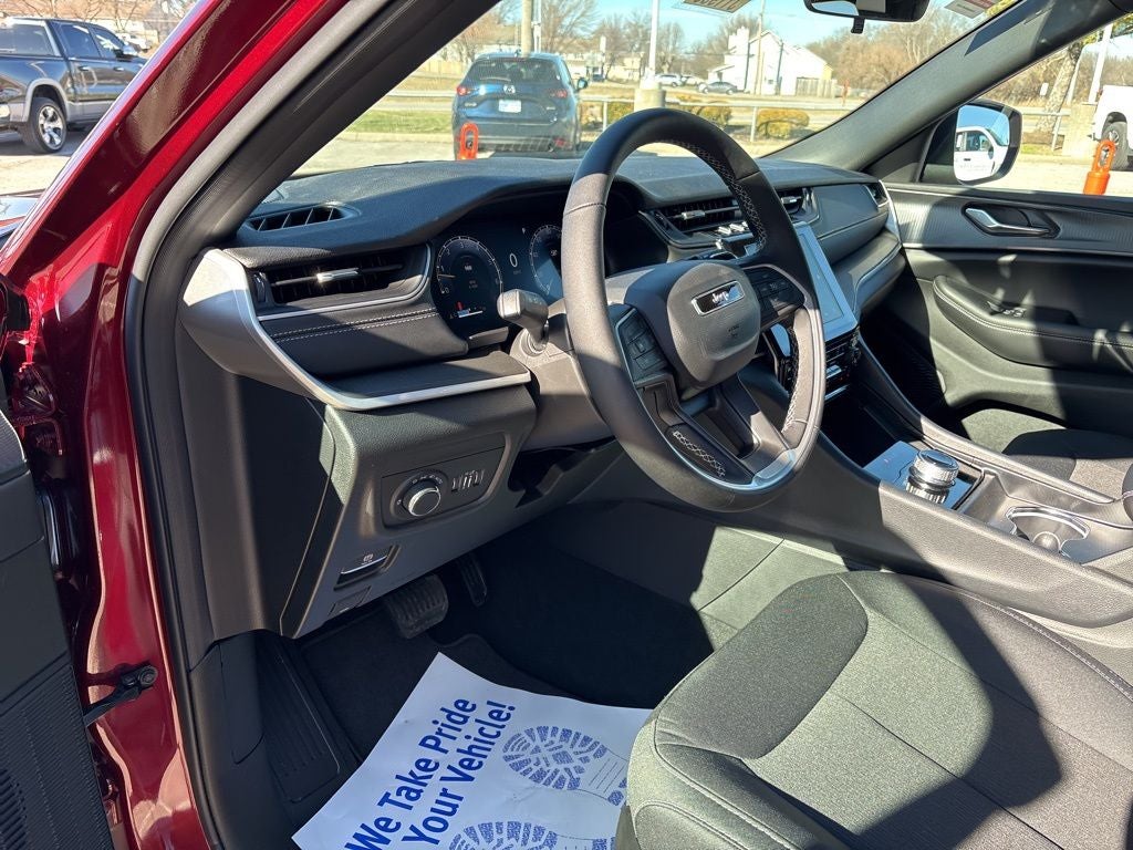 2026 Jeep Grand Cherokee L Laredo