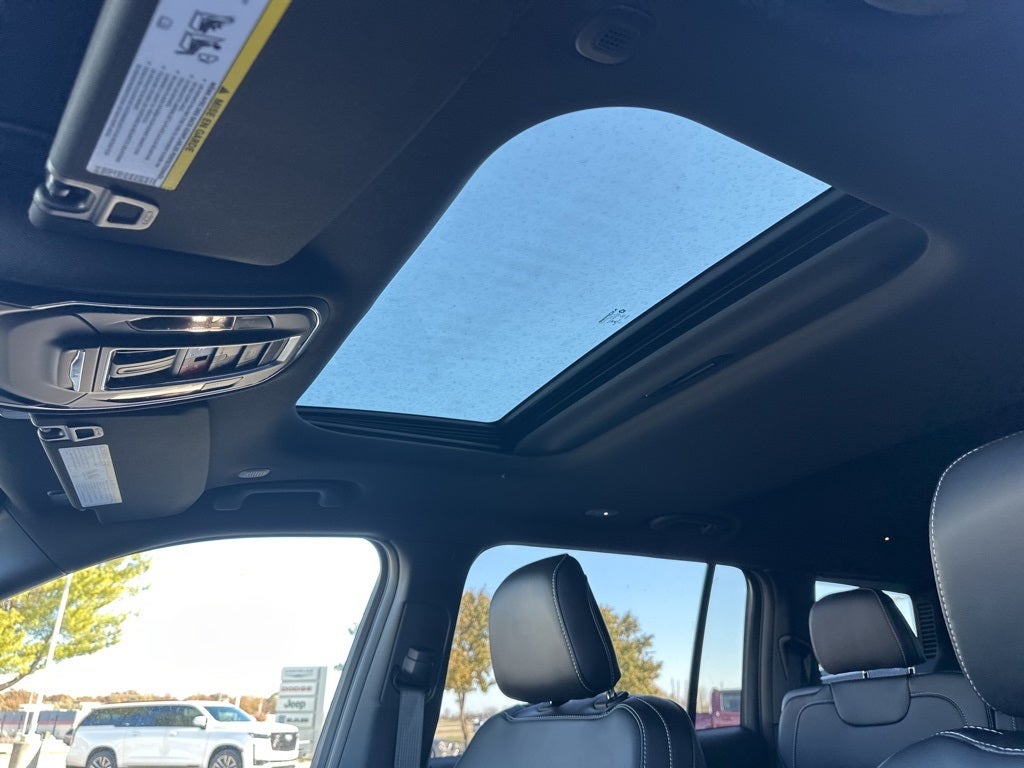 2025 Jeep Grand Cherokee L Altitude X