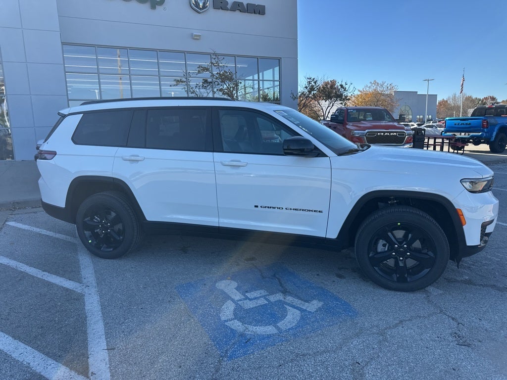 2025 Jeep Grand Cherokee L Altitude X