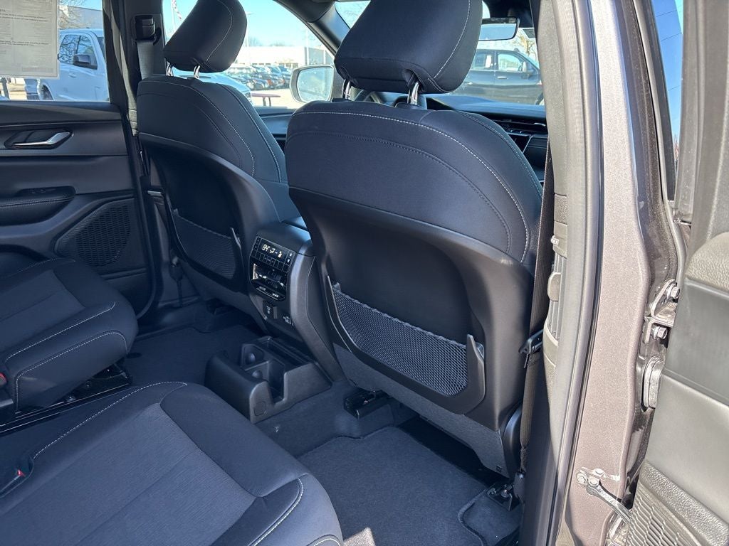 2026 Jeep Grand Cherokee L Laredo