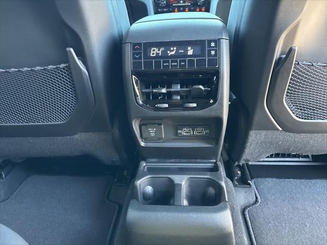 2026 Jeep Grand Cherokee GRAND CHEROKEE L LAREDO X 4X4