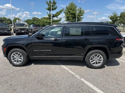 2025 Jeep Grand Cherokee GRAND CHEROKEE L LAREDO X 4X4