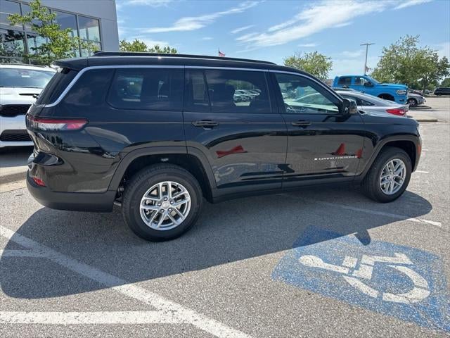2025 Jeep Grand Cherokee GRAND CHEROKEE L LAREDO X 4X4