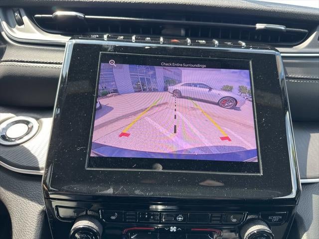 2025 Jeep Grand Cherokee GRAND CHEROKEE L LAREDO X 4X4