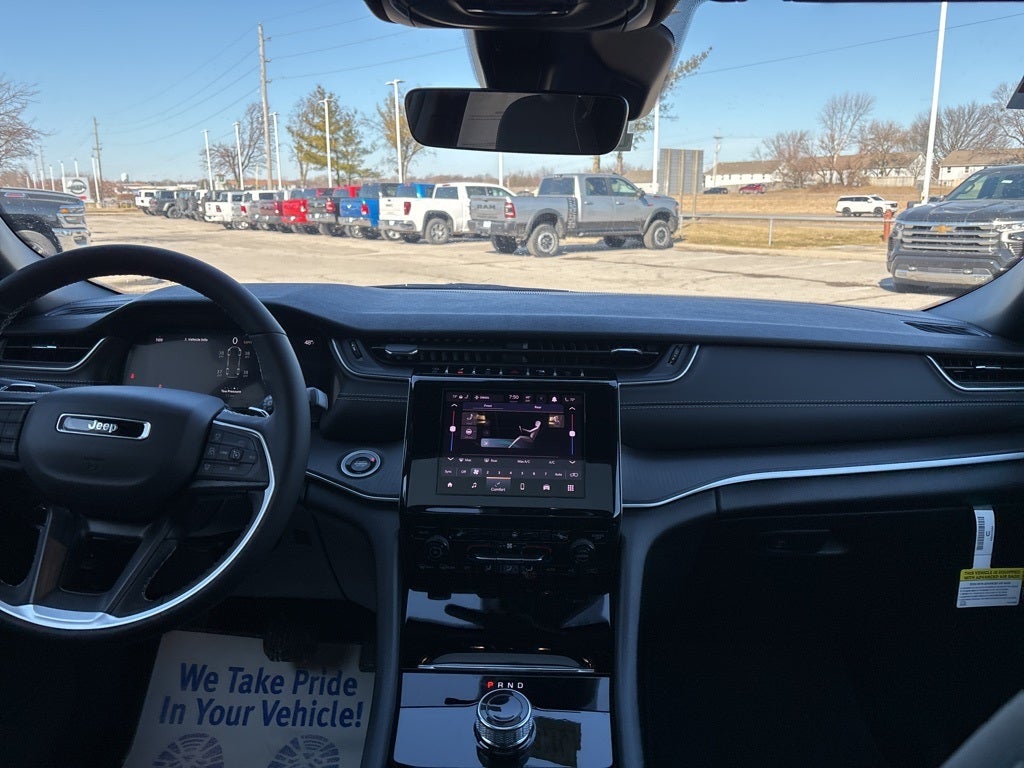 2026 Jeep Grand Cherokee L Laredo