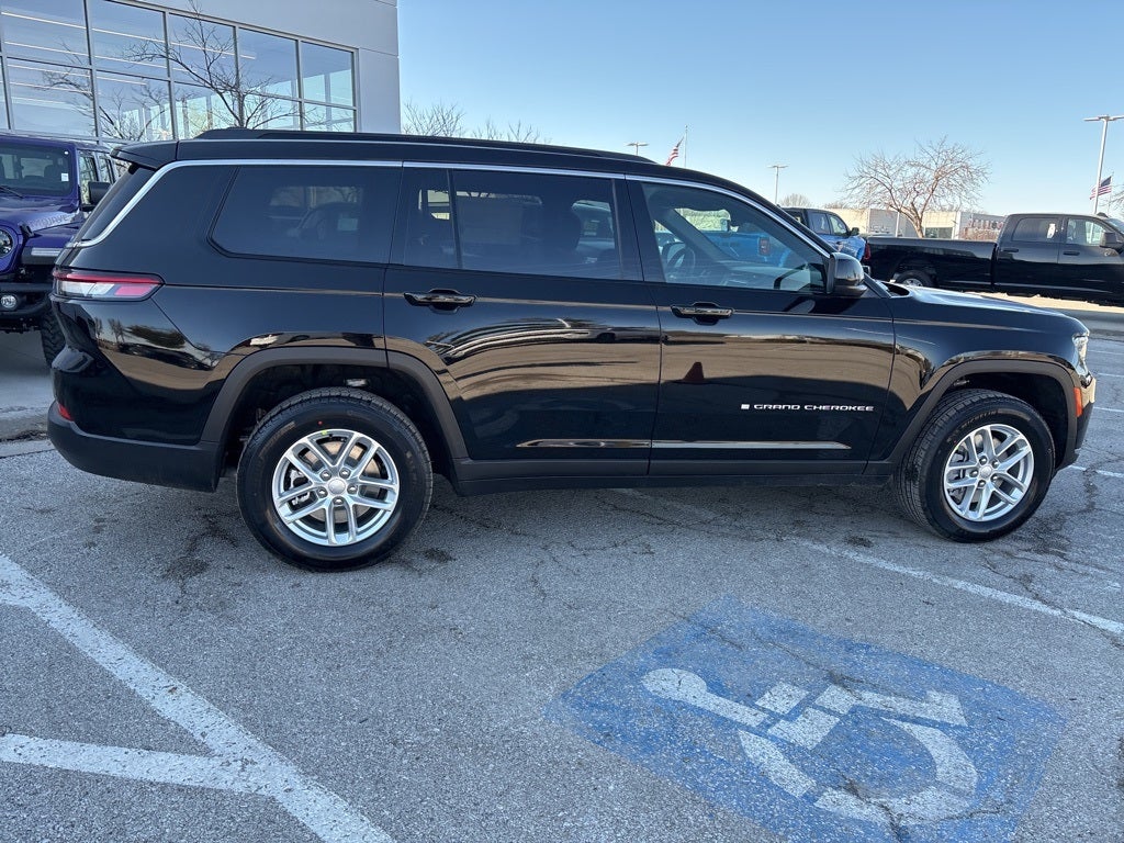 2026 Jeep Grand Cherokee L Laredo