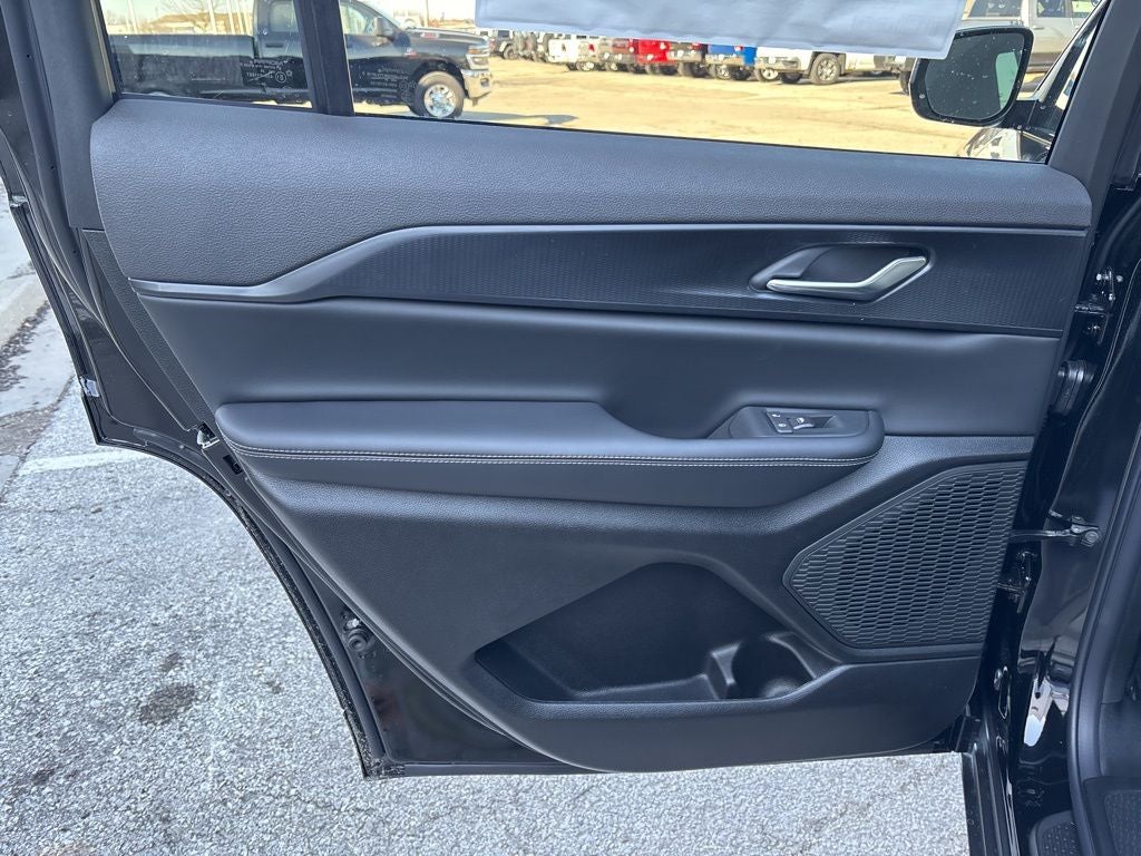 2026 Jeep Grand Cherokee L Laredo