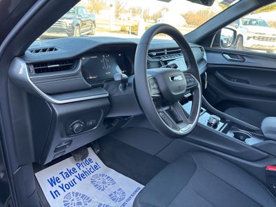 2026 Jeep Grand Cherokee L Laredo