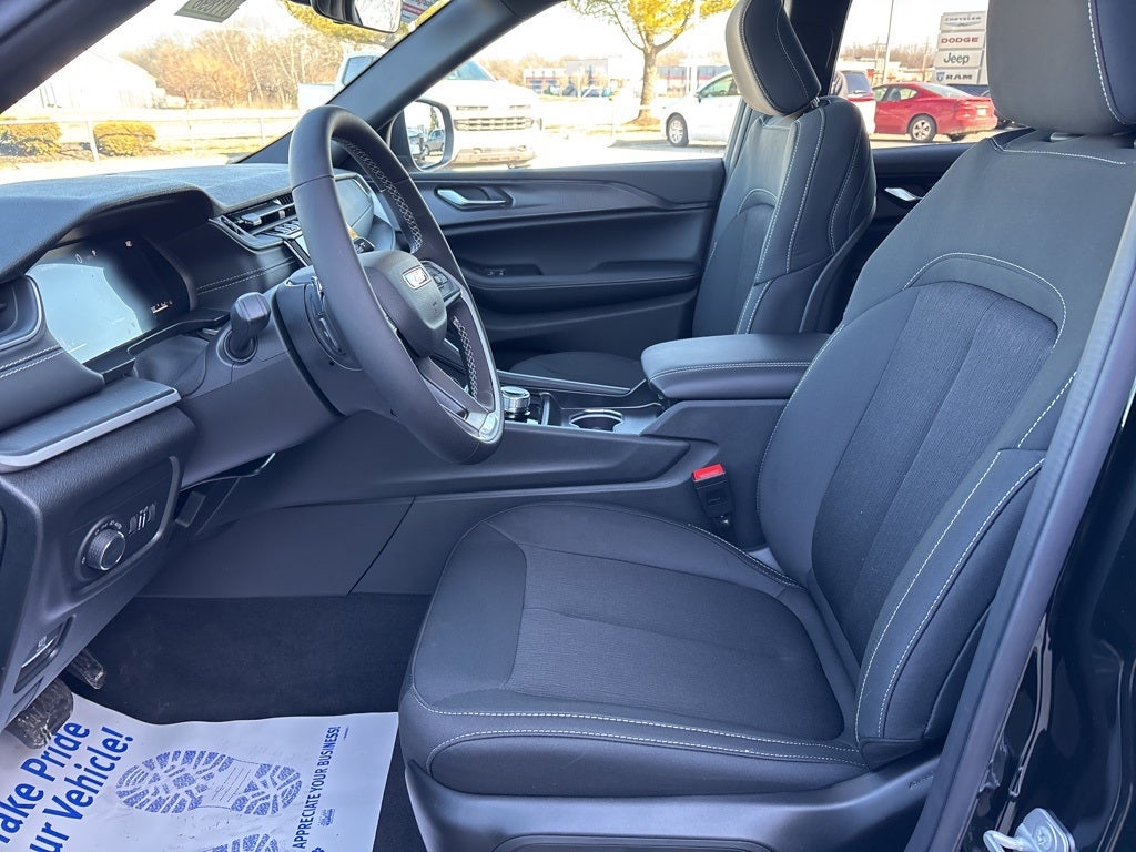 2026 Jeep Grand Cherokee L Laredo