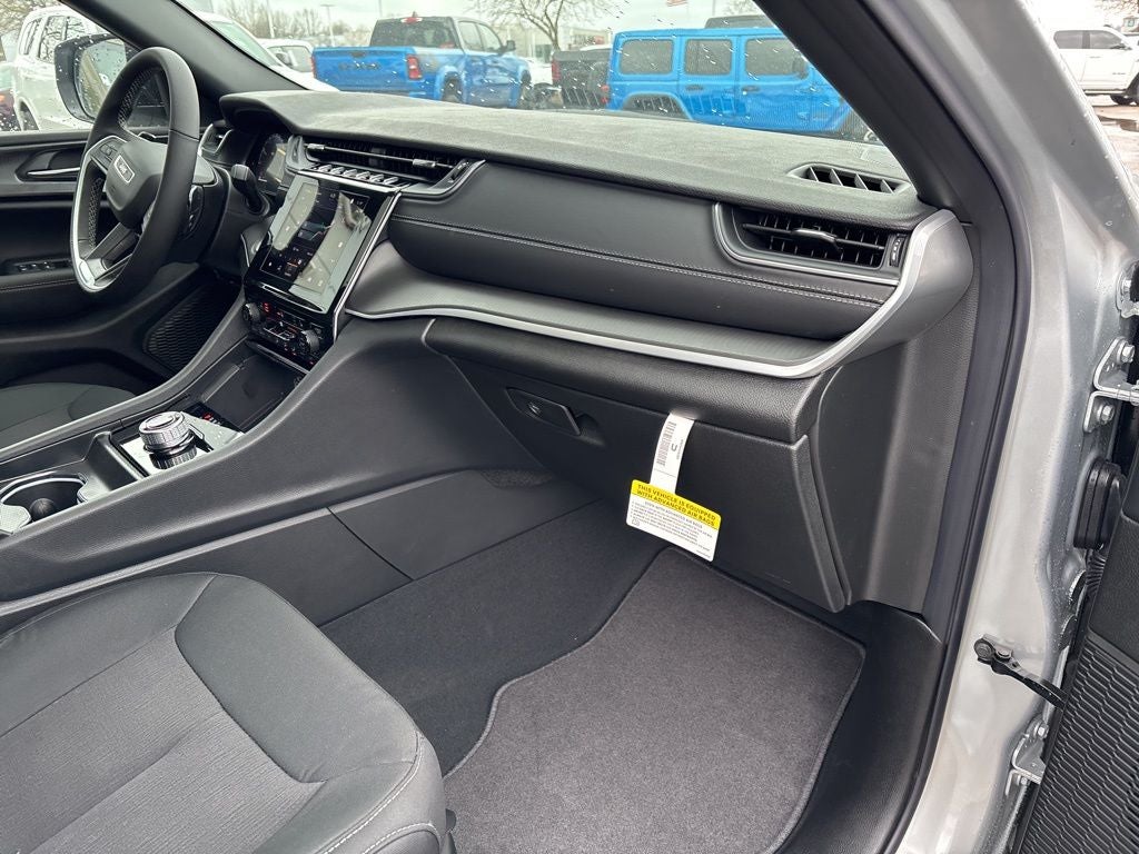 2026 Jeep Grand Cherokee L Laredo