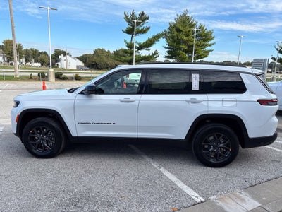 2027 Jeep Grand Cherokee GRAND CHEROKEE L LAREDO ALTITUDE 4X4