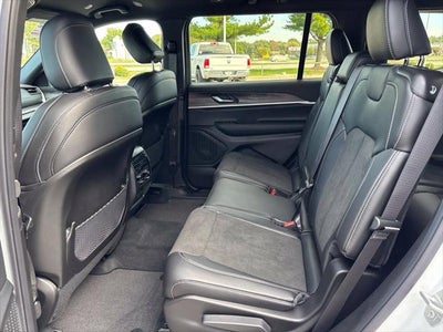 2027 Jeep Grand Cherokee GRAND CHEROKEE L LAREDO ALTITUDE 4X4