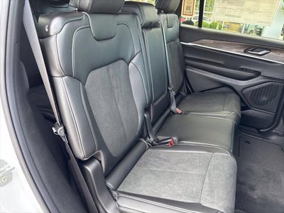 2027 Jeep Grand Cherokee GRAND CHEROKEE L LAREDO ALTITUDE 4X4