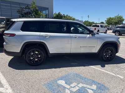 2026 Jeep Grand Cherokee L Laredo