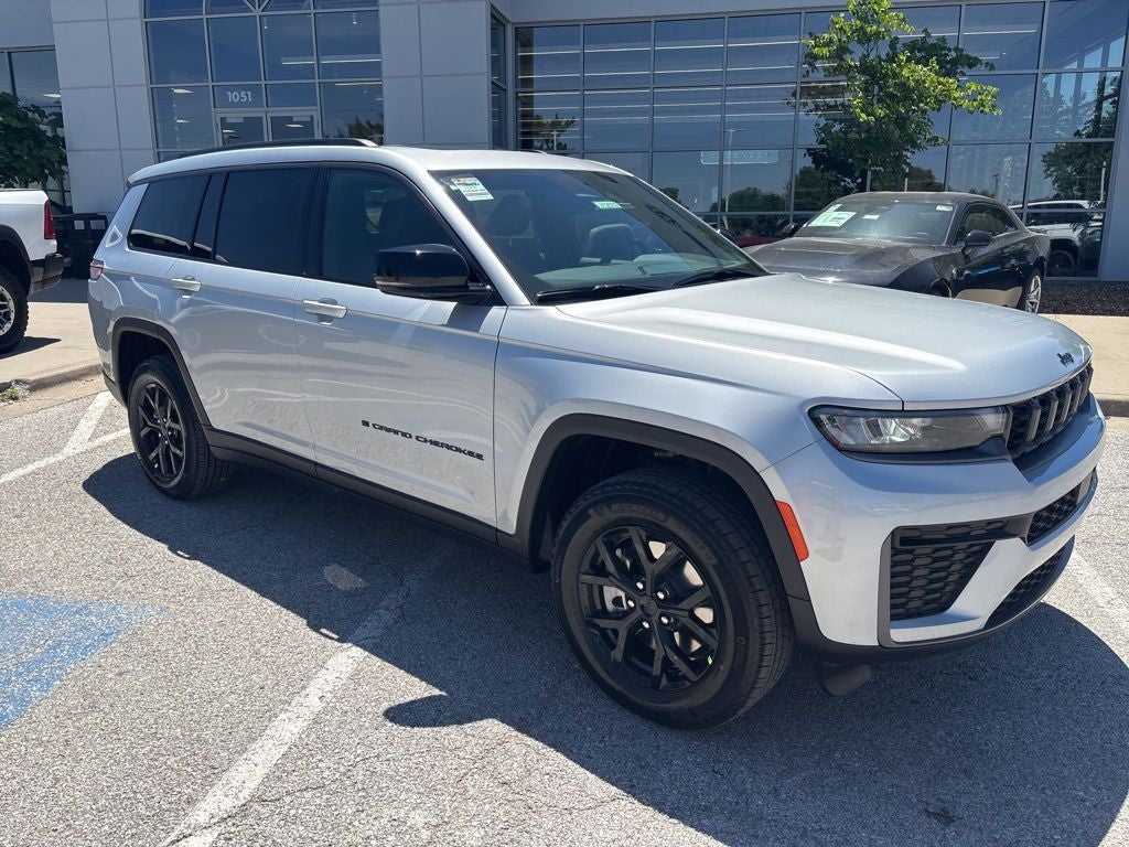 2026 Jeep Grand Cherokee L Laredo