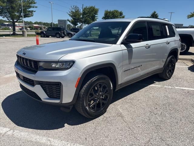 2026 Jeep Grand Cherokee GRAND CHEROKEE L LAREDO ALTITUDE 4X4
