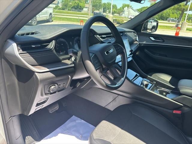 2026 Jeep Grand Cherokee GRAND CHEROKEE L LAREDO ALTITUDE 4X4