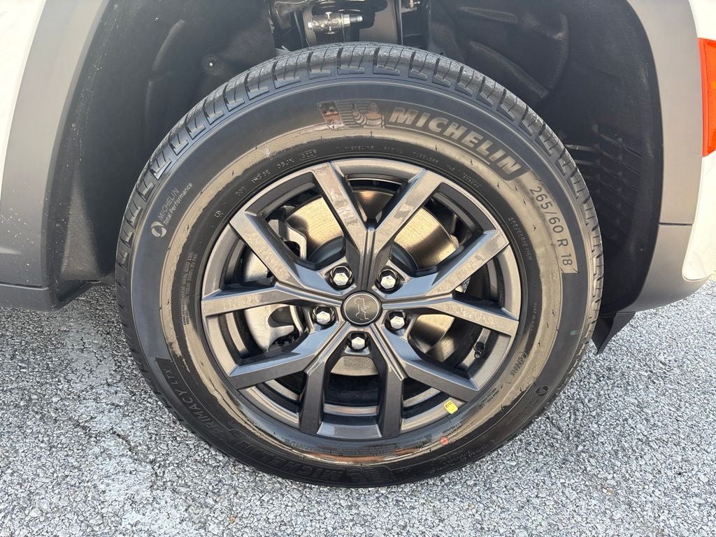 2027 Jeep Grand Cherokee GRAND CHEROKEE L LAREDO ALTITUDE 4X4