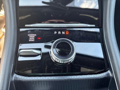 2027 Jeep Grand Cherokee Laredo Altitude