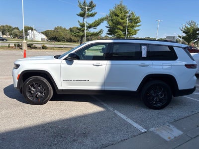 2027 Jeep Grand Cherokee GRAND CHEROKEE L LAREDO ALTITUDE 4X4