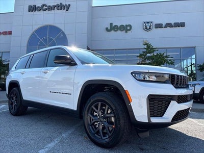 2027 Jeep Grand Cherokee GRAND CHEROKEE L LAREDO ALTITUDE 4X4