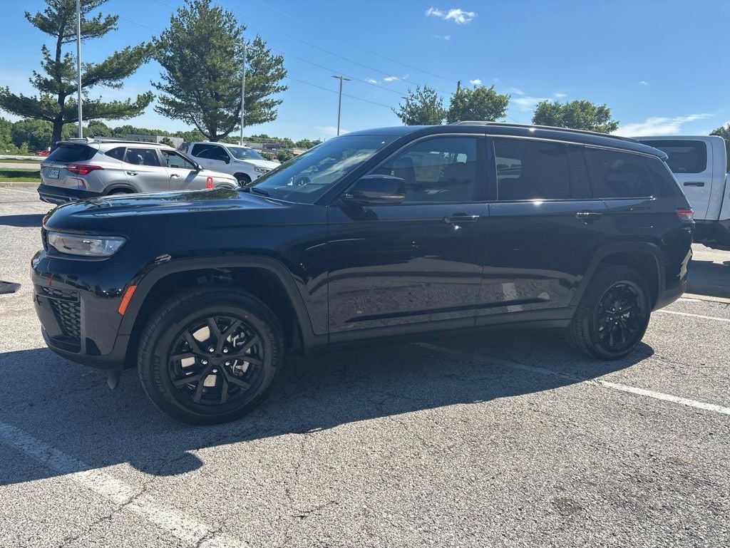 2026 Jeep Grand Cherokee L Laredo