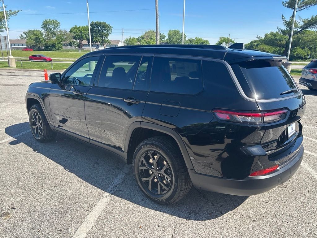 2026 Jeep Grand Cherokee L Laredo