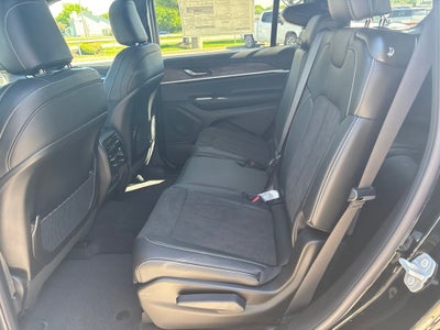 2026 Jeep Grand Cherokee L Laredo