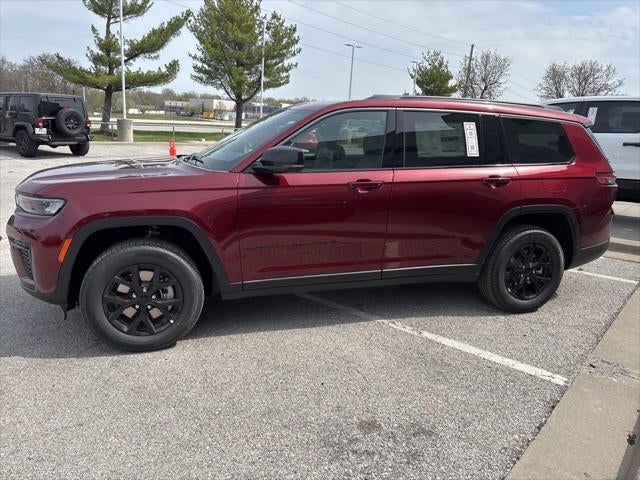 2026 Jeep Grand Cherokee GRAND CHEROKEE L LAREDO ALTITUDE 4X4