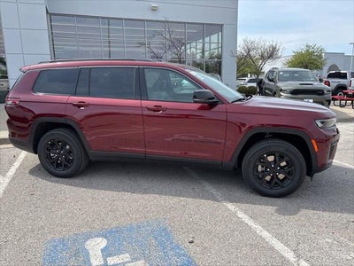 2026 Jeep Grand Cherokee GRAND CHEROKEE L LAREDO ALTITUDE 4X4