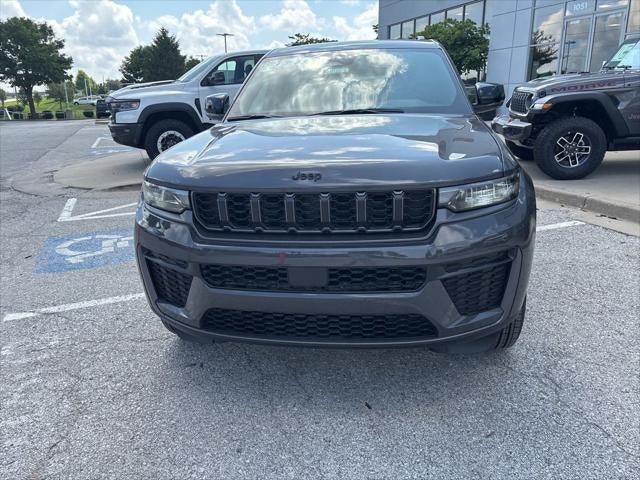 2026 Jeep Grand Cherokee GRAND CHEROKEE L LAREDO ALTITUDE 4X4