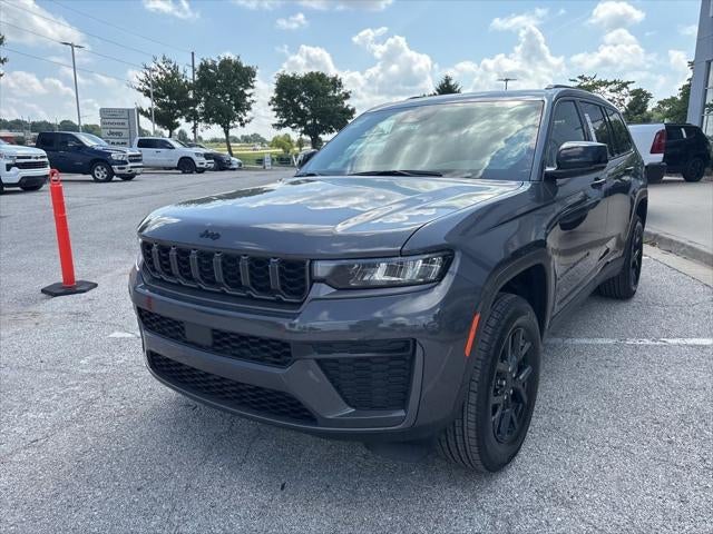 2026 Jeep Grand Cherokee GRAND CHEROKEE L LAREDO ALTITUDE 4X4