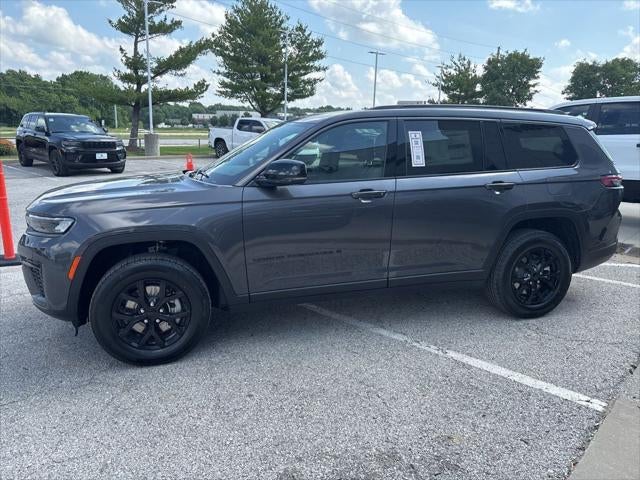 2026 Jeep Grand Cherokee GRAND CHEROKEE L LAREDO ALTITUDE 4X4