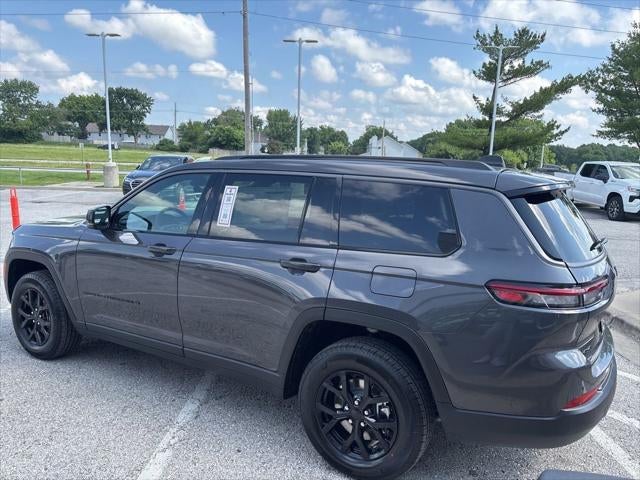 2026 Jeep Grand Cherokee GRAND CHEROKEE L LAREDO ALTITUDE 4X4