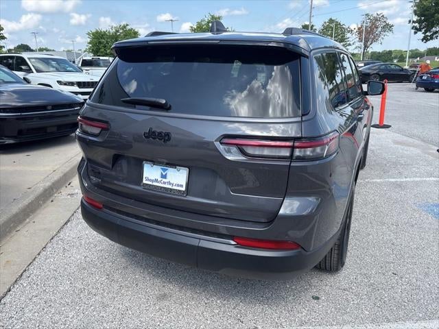 2026 Jeep Grand Cherokee GRAND CHEROKEE L LAREDO ALTITUDE 4X4