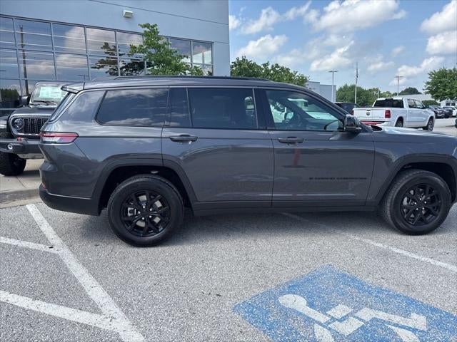 2026 Jeep Grand Cherokee GRAND CHEROKEE L LAREDO ALTITUDE 4X4