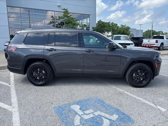 2026 Jeep Grand Cherokee GRAND CHEROKEE L LAREDO ALTITUDE 4X4