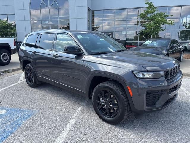 2026 Jeep Grand Cherokee GRAND CHEROKEE L LAREDO ALTITUDE 4X4