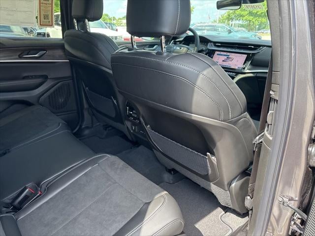 2026 Jeep Grand Cherokee GRAND CHEROKEE L LAREDO ALTITUDE 4X4