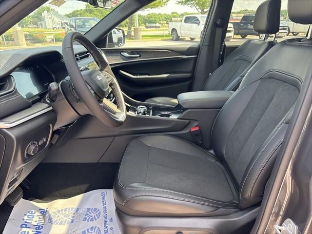 2026 Jeep Grand Cherokee GRAND CHEROKEE L LAREDO ALTITUDE 4X4