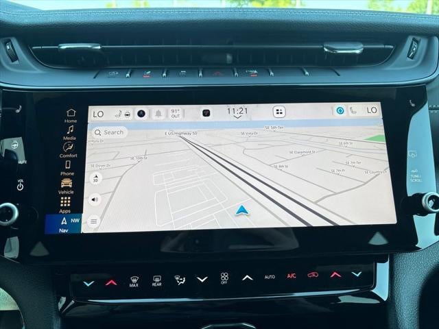 2027 Jeep Grand Cherokee Laredo Altitude