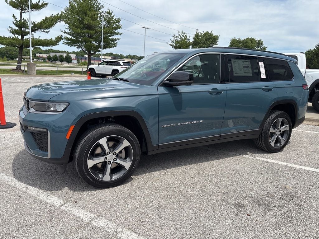 2026 Jeep Grand Cherokee GRAND CHEROKEE L LIMITED 4X4