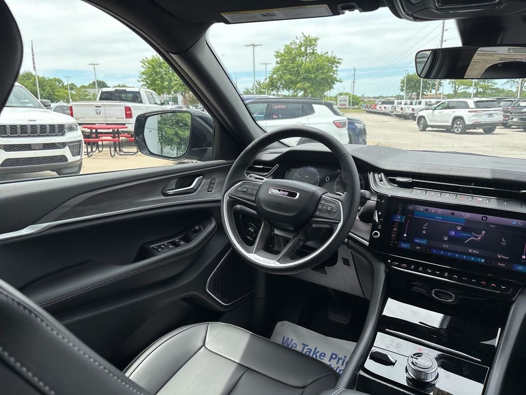 2026 Jeep Grand Cherokee GRAND CHEROKEE L LIMITED 4X4