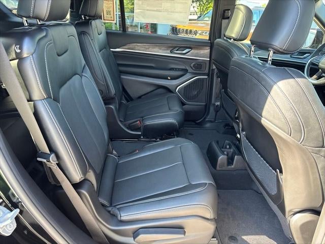 2027 Jeep Grand Cherokee Limited Reserve