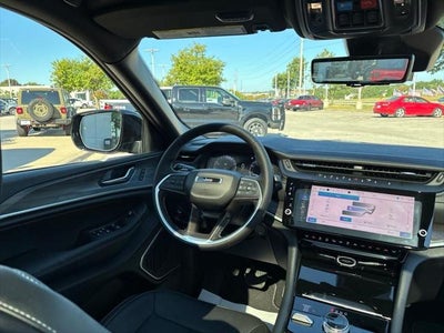 2027 Jeep Grand Cherokee Limited Reserve