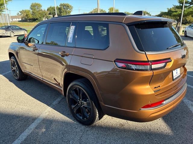 2027 Jeep Grand Cherokee Limited Reserve
