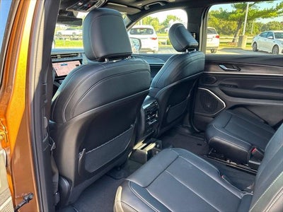 2027 Jeep Grand Cherokee GRAND CHEROKEE L LIMITED RESERVE 4X4