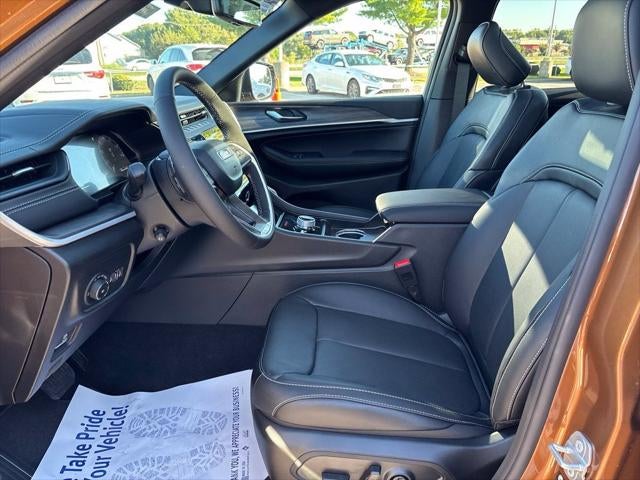 2027 Jeep Grand Cherokee GRAND CHEROKEE L LIMITED RESERVE 4X4